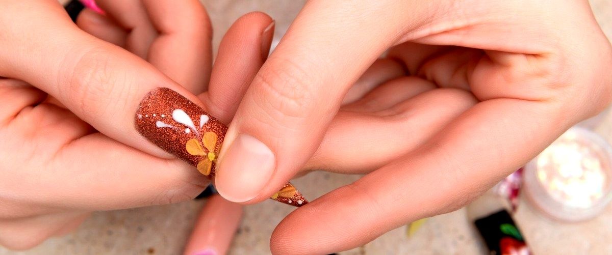 2. ¿Cuánto tiempo dura en promedio una sesión de manicura en Sant Cugat del Vallès?