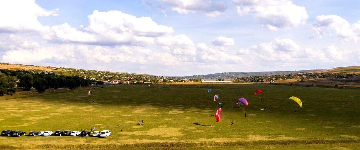 3. ¿Es necesario reservar con antelación para jugar al minigolf en Gijón?