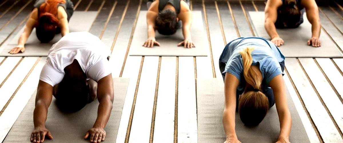 3. ¿Qué beneficios ofrece la práctica del yoga en estos centros?