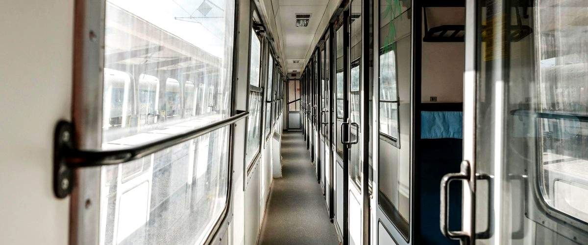 ¿Cómo puedo contactar a las empresas de autobuses en Hospitalet de Llobregat?