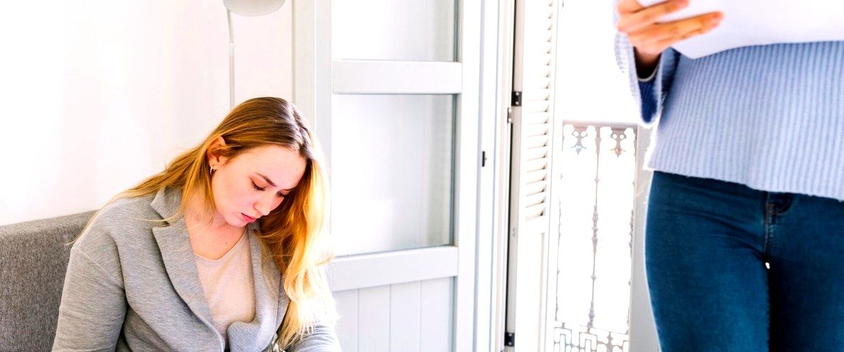 ¿Cómo puedo seleccionar al interiorista adecuado para mi proyecto?