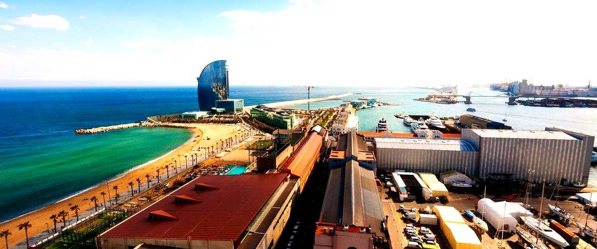 ¿Cuál es el centro comercial más grande en El Puerto de Santa María, Cádiz?