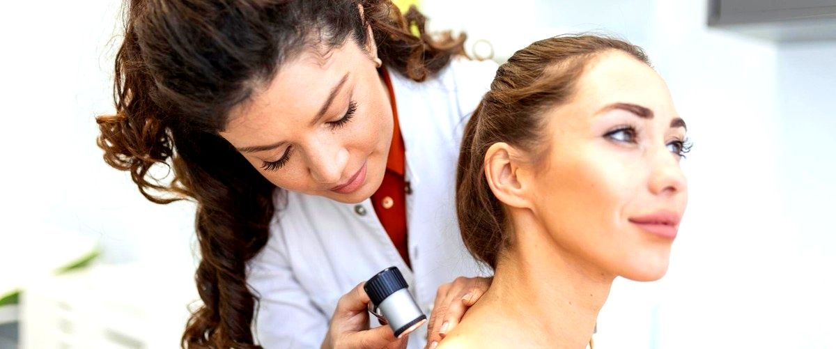¿Cuál es el precio de un dermatólogo en España?