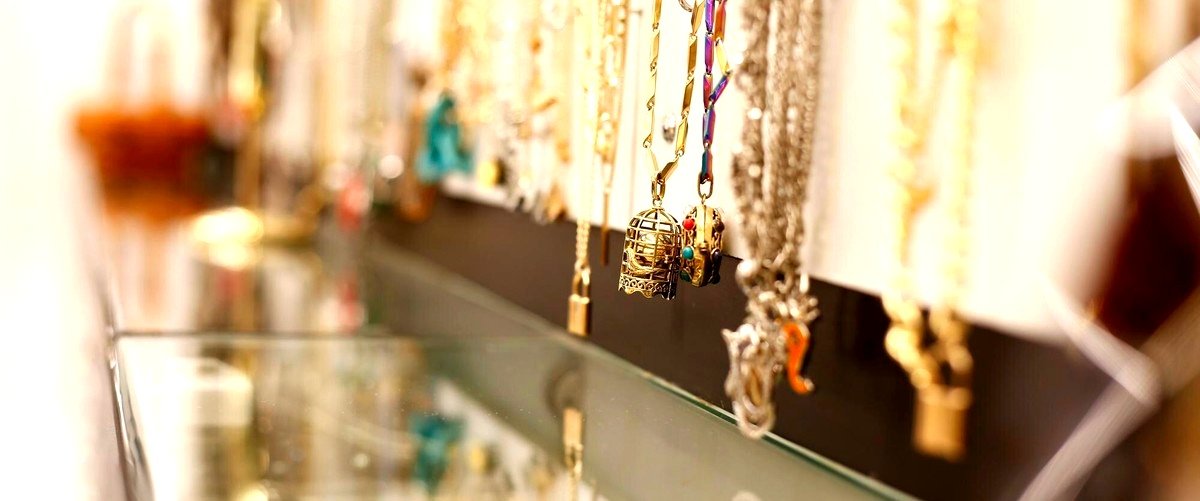 ¿Cuál es el nombre de la joyería en Zaragoza donde se venden joyas?