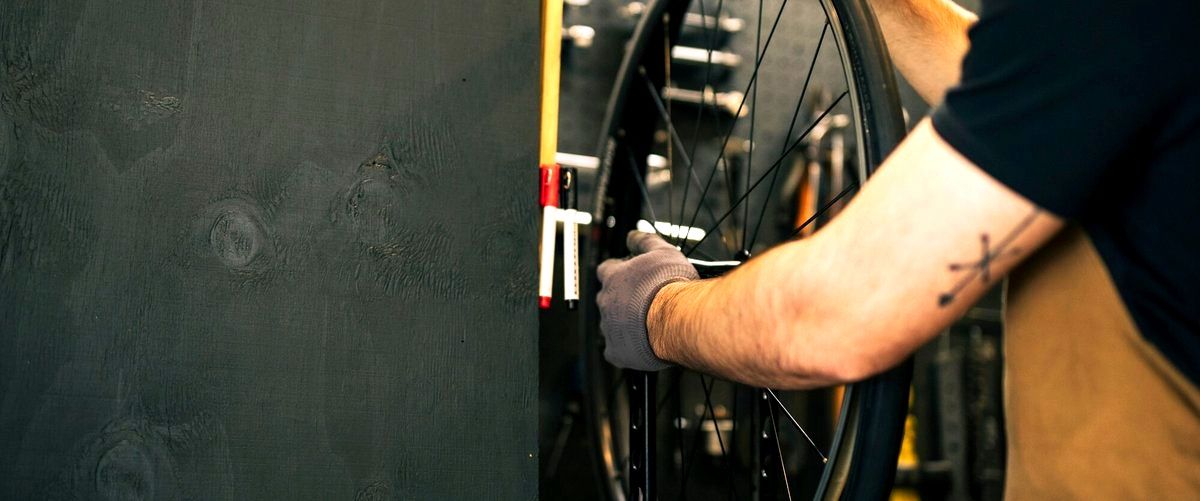 ¿Cuál es el nombre del oficio de reparar bicicletas?