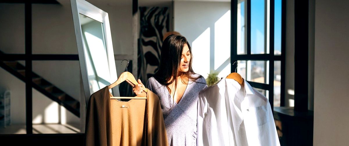 ¿Cuál es el precio de un vestido de novia de la marca Pronovias en Santiago de Compostela (La Coruña)?