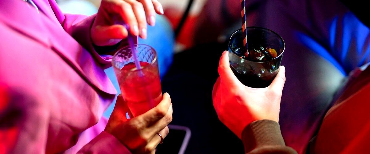 ¿Cuál es el precio medio de las entradas a los clubs nocturnos en Castellón de la Plana?