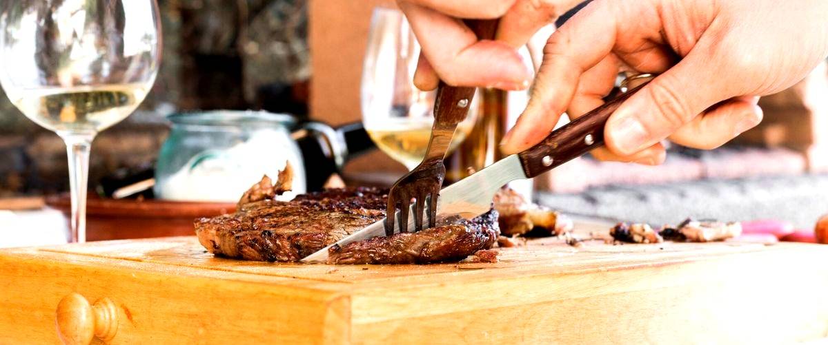 ¿Cuál es el precio medio de una comida en un asador en Lorca?