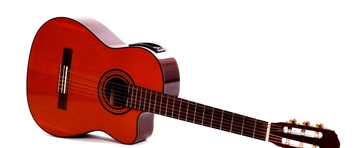 ¿Cuál es el precio medio de una guitarra en Algeciras?