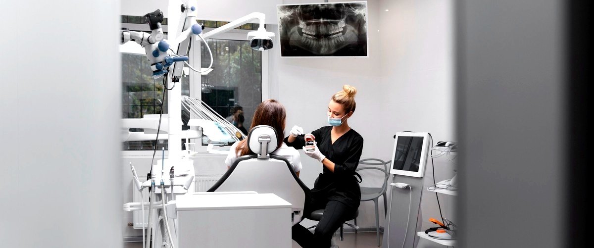 ¿Cuál es el procedimiento más común en las clínicas dentales?