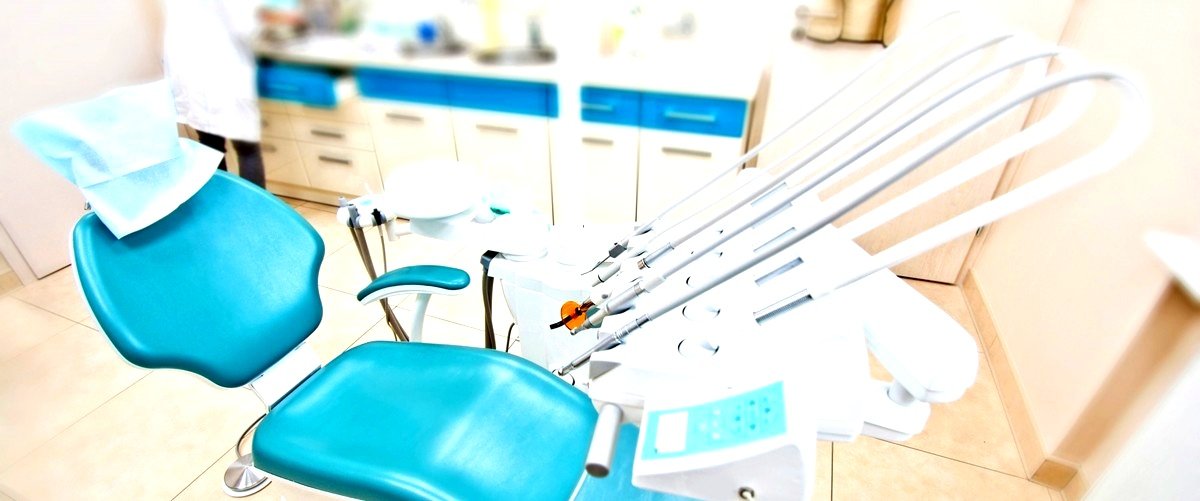 ¿Cuál es el salario de un dentista que trabaja para la Seguridad Social?