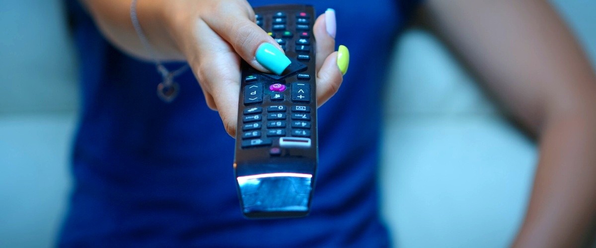 ¿Cuál es el significado de la palabra Smart TV y cómo se relaciona con las tiendas de televisores en Baleares?