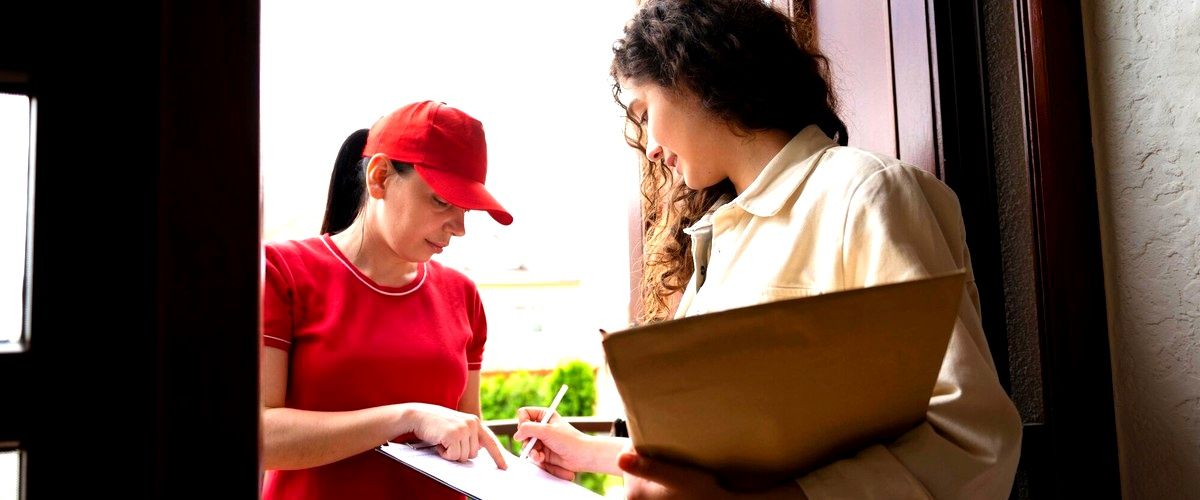 ¿Cuál es el tiempo de entrega promedio de los servicios de mensajería en Fuenlabrada?