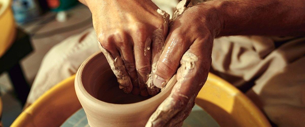 ¿Cuál es la diferencia entre la cerámica artesanal y la cerámica industrial?