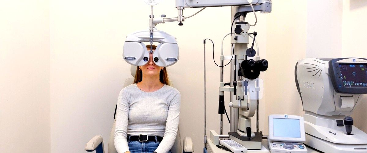 ¿Cuál es la diferencia entre un oculista y un oftalmólogo y cuál es la mejor opción?