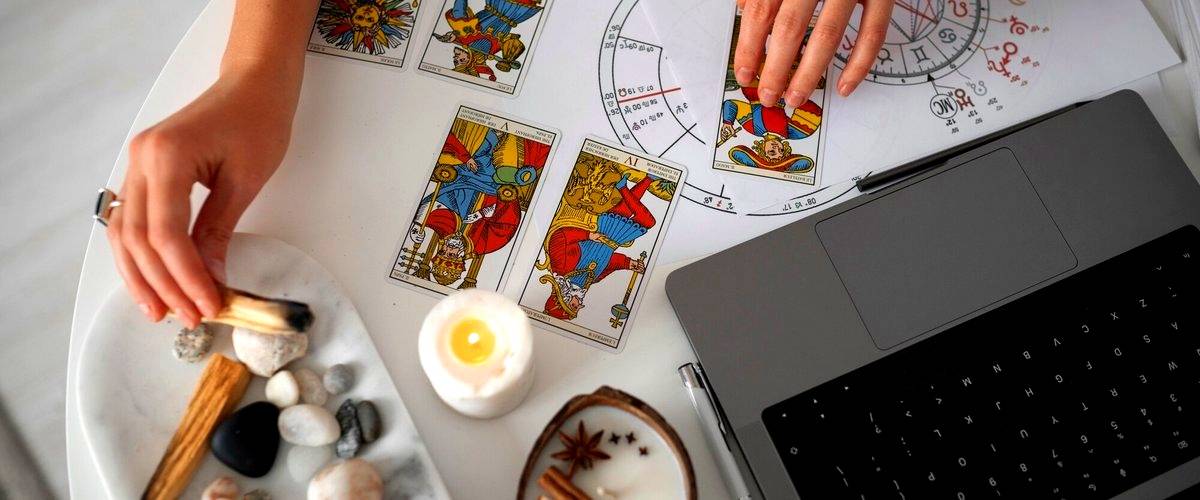 ¿Cuál es la duración promedio de una sesión de tarot en Murcia?