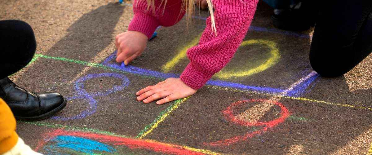 ¿Cuál es la edad mínima para inscribir a un niño en una guardería infantil?