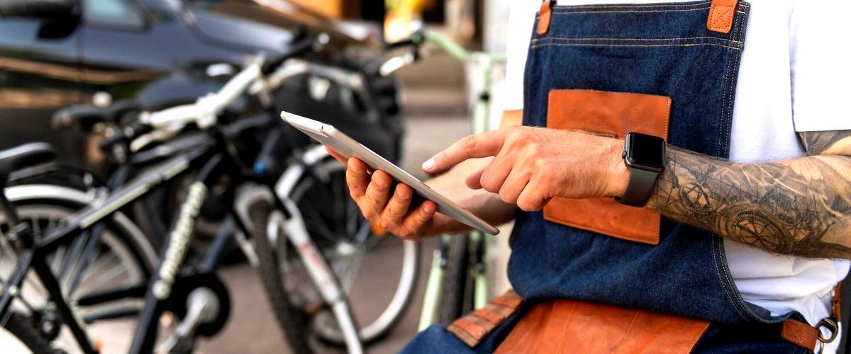 ¿Cuál es la función de un mecánico de motocicletas en los talleres de moto en Getafe (Madrid)?