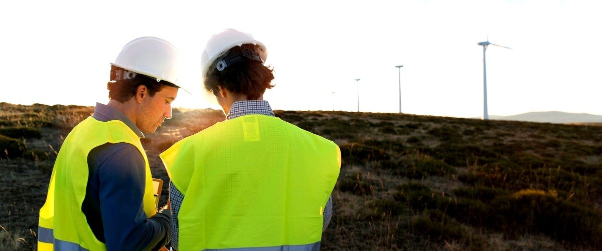 ¿Cuál es la importancia de contratar a un especialista en instalaciones eléctricas?