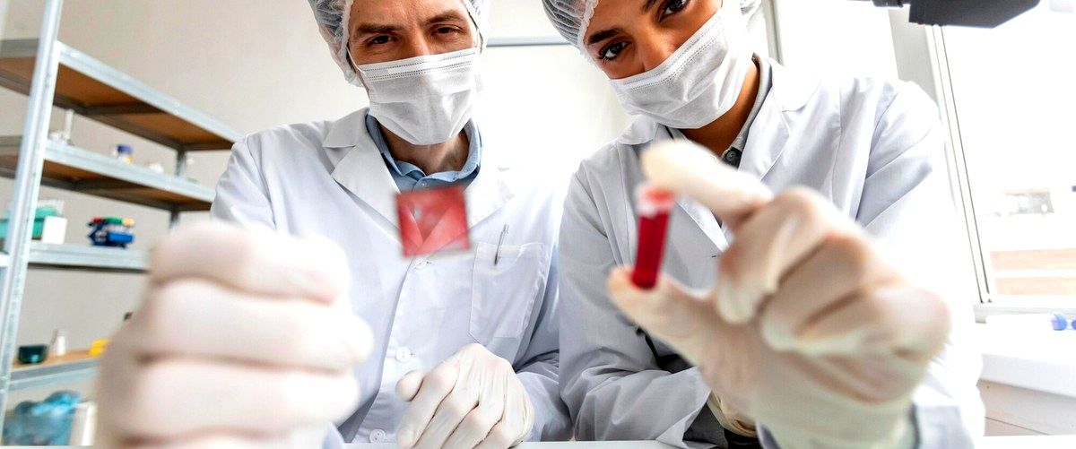 ¿Cuál es la importancia de los laboratorios farmacéuticos en Santander?