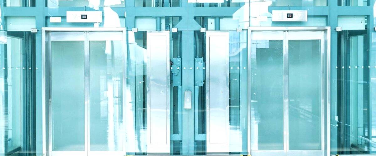¿Cuáles son las marcas más destacadas de ascensores en La Coruña?