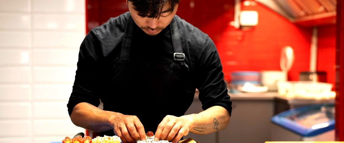 ¿Cuáles son las opciones de comida en un restaurante Wok en Pamplona (Navarra)?