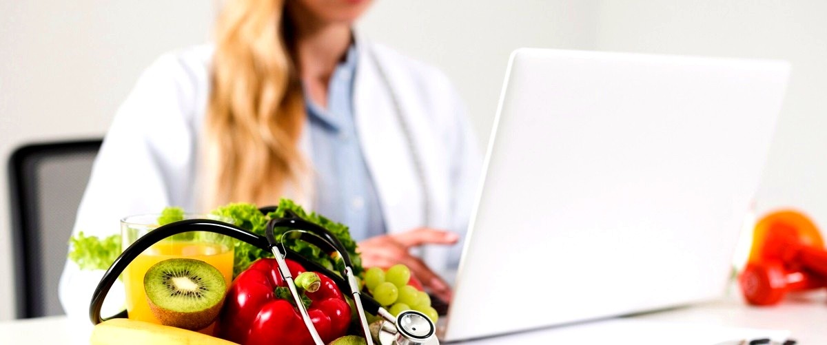 ¿Cuáles son los beneficios de consultar a un nutricionista en Sevilla?