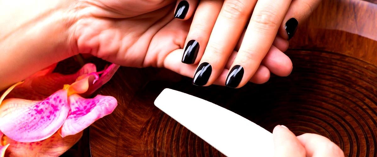 ¿Cuáles son los beneficios de hacerse una manicura en Jerez de la Frontera?