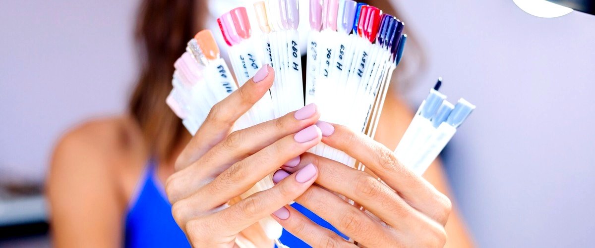 ¿Cuáles son los beneficios de hacerse una manicura en un salón profesional?