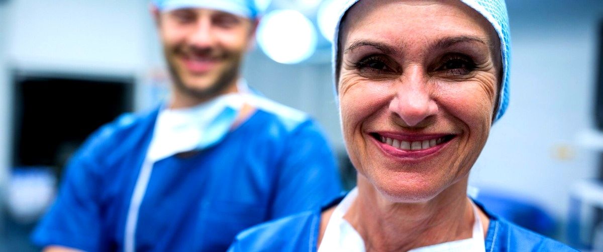 ¿Cuáles son los cuidados postoperatorios después de una cirugía maxilofacial en Salamanca?