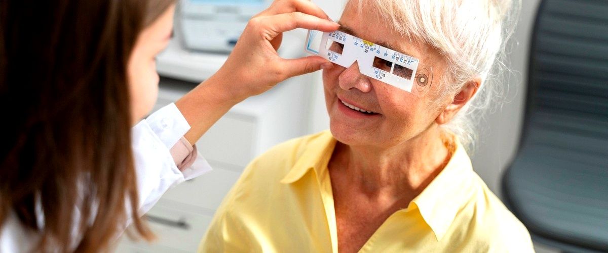 ¿Cuáles son los elementos que se incluyen en una consulta oftalmológica?
