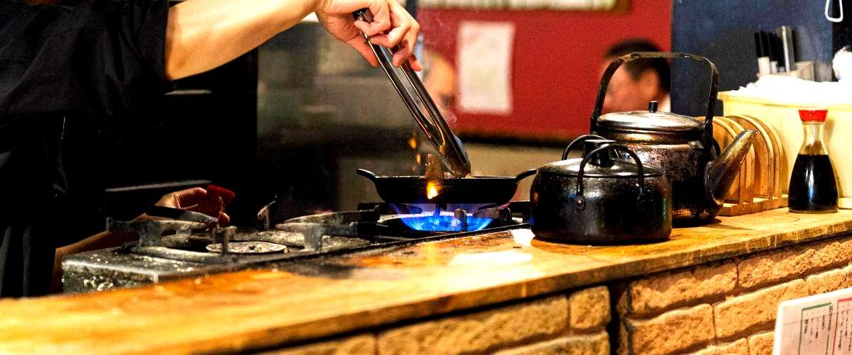 ¿Cuáles son los platos típicos de la cocina japonesa en los restaurantes de Barrio Cantabria?