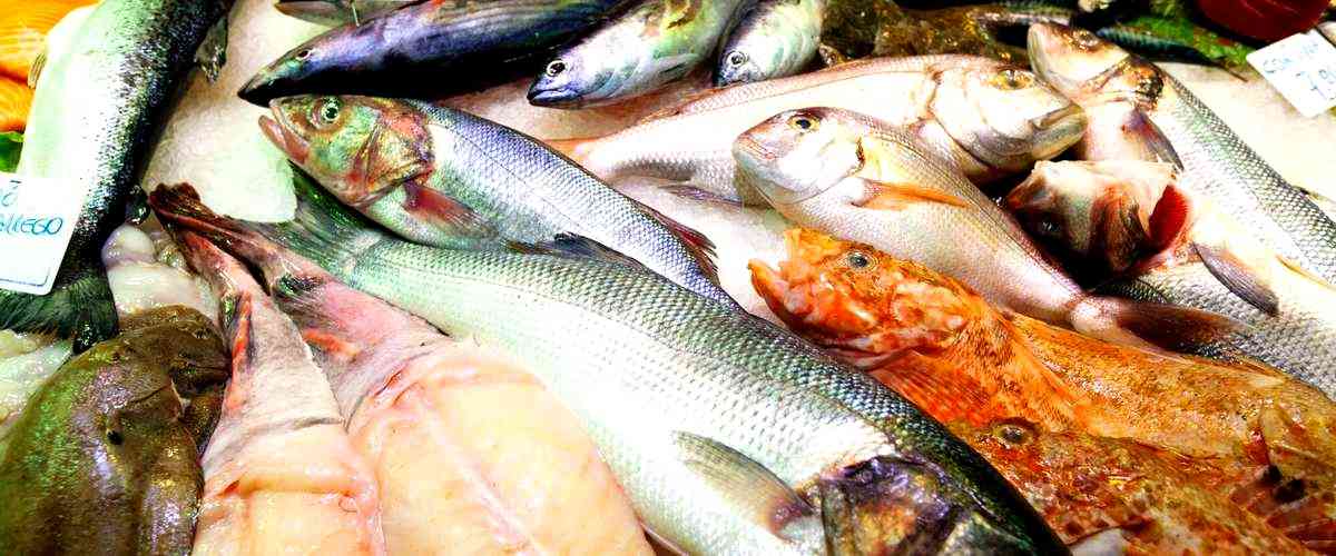 ¿Cuáles son los precios medios de los peces en estas tiendas?