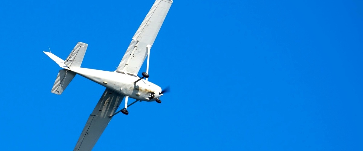 ¿Cuáles son los precios medios de los servicios aeronáuticos en Cantabria?