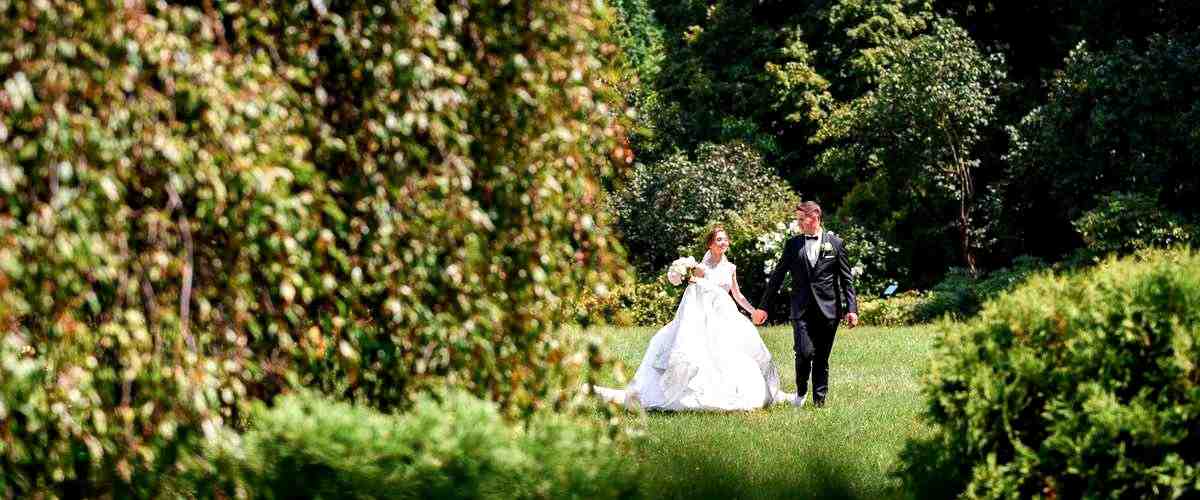 ¿Cuáles son los servicios más comunes que ofrecen las fincas para bodas en Cantabria?