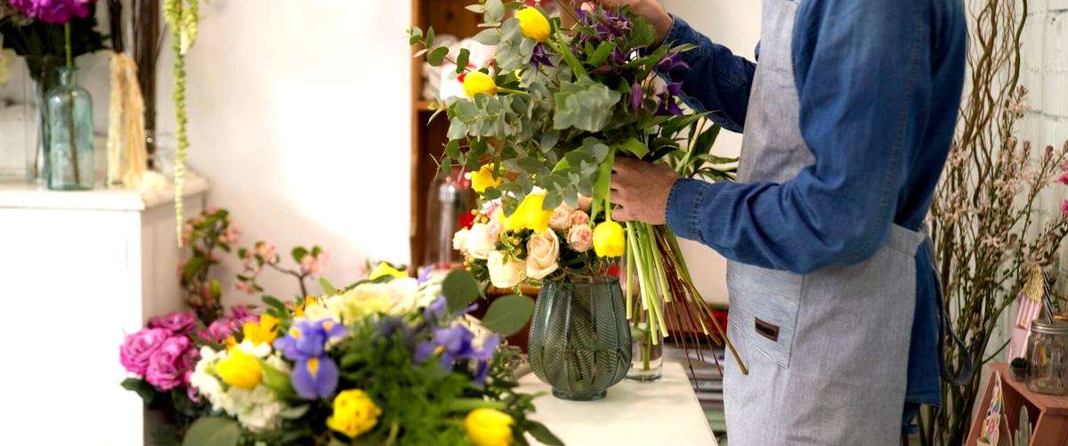 ¿Cuáles son los servicios que ofrece una floristería en Cornella de Llobregat (Barcelona)?