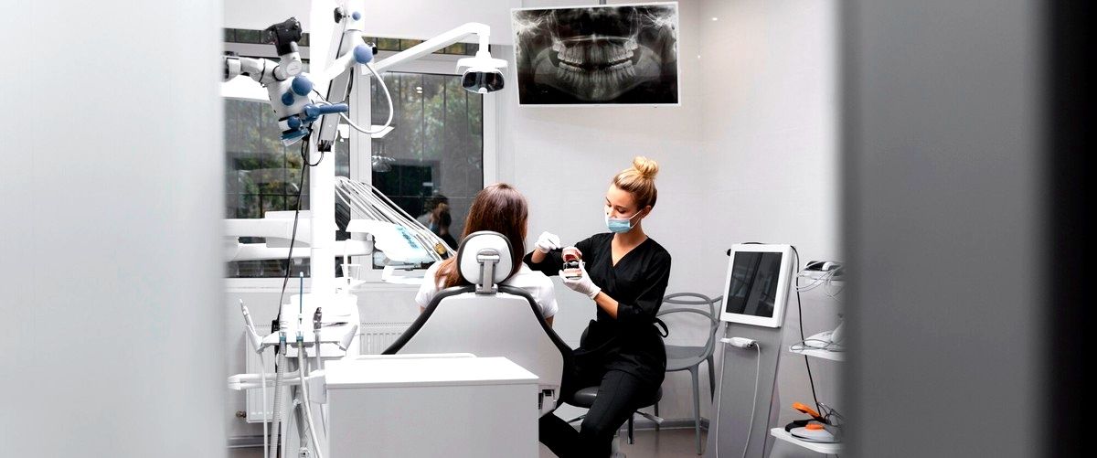 ¿Cuántas especialidades dentales existen en las clínicas dentales de Oviedo, Asturias?
