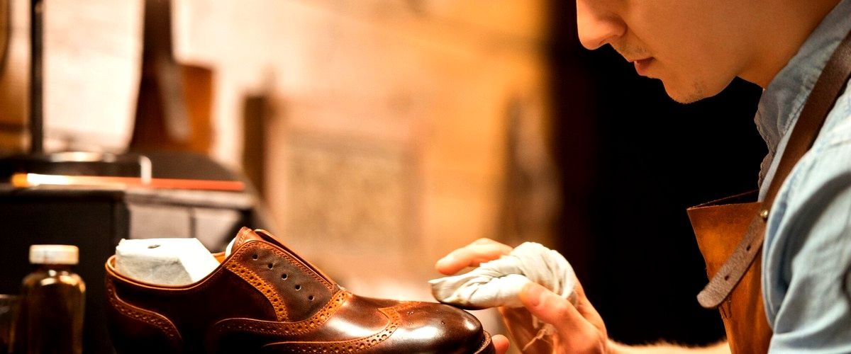 ¿Cuánto cuesta reparar un par de zapatos en Parla?