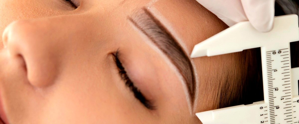 ¿Cuánto tiempo dura el microblading en Huesca?