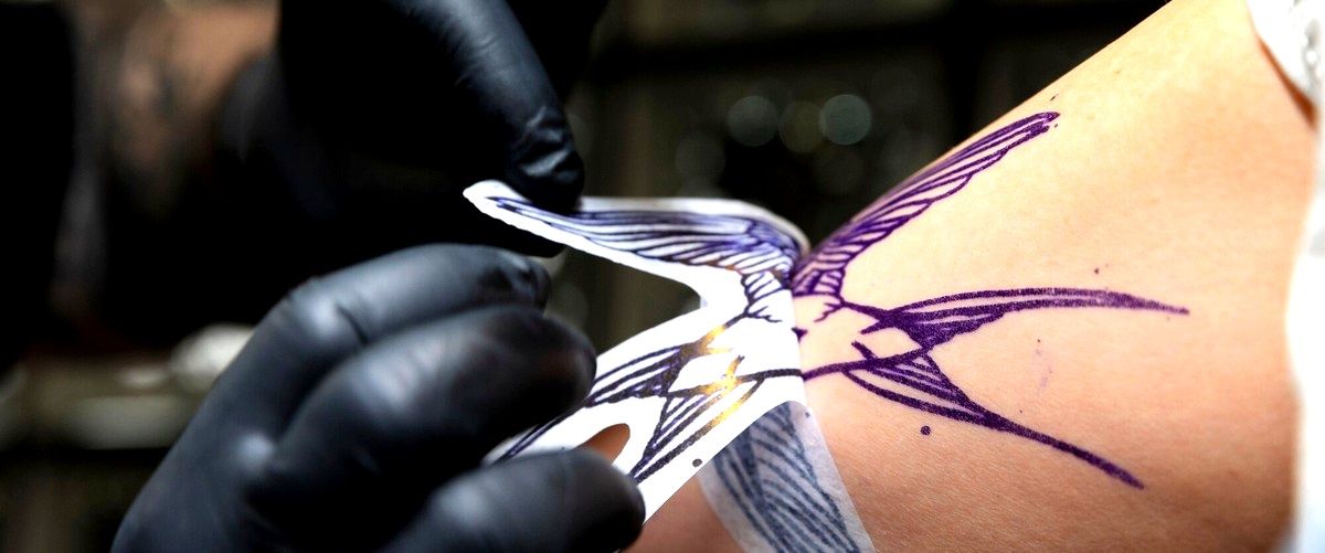 ¿Cuánto tiempo dura el proceso de hacerse un tatuaje con un tatuador en Barakaldo?