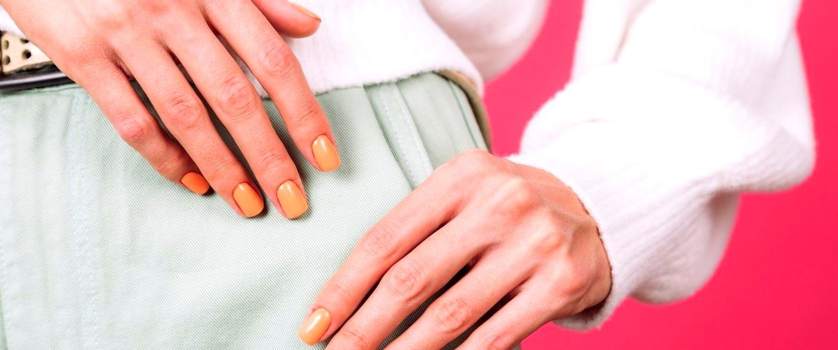 ¿Cuánto tiempo dura un esmalte semipermanente en las uñas?