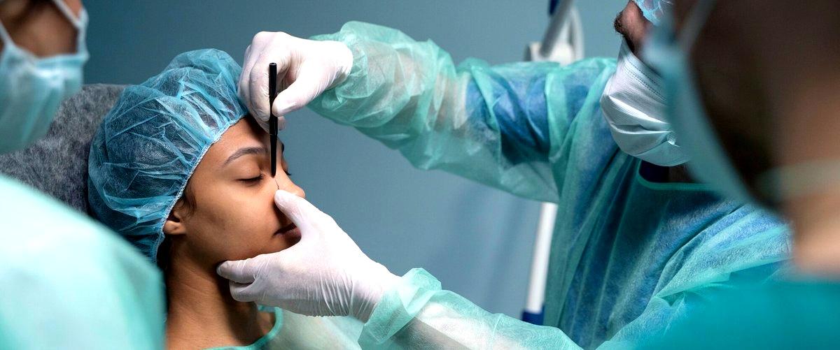 ¿Cuánto tiempo se requiere para realizar una mastopexia?