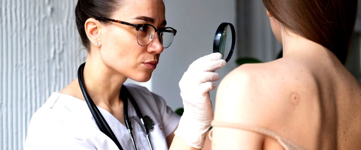 ¿Cuánto tiempo suele durar una consulta con un dermatólogo?