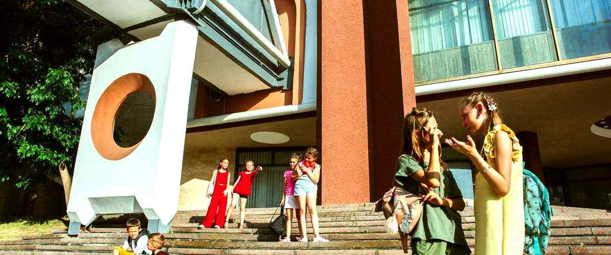 ¿Cuántos centros educativos hay en Alcobendas, Madrid?