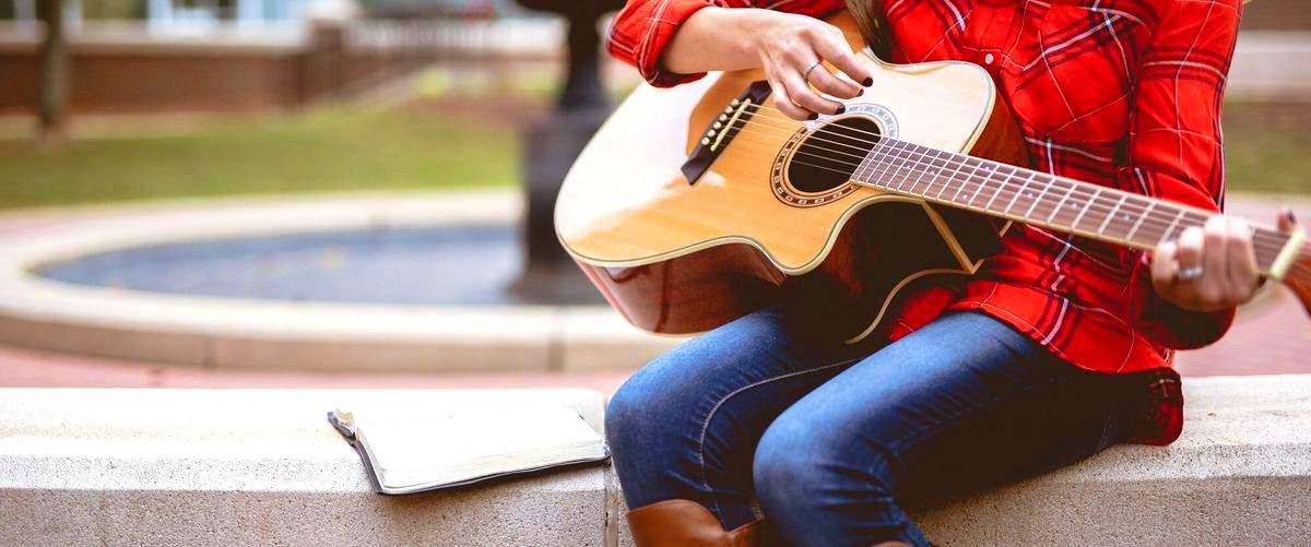 ¿Dónde puedo encontrar clases de guitarra en Parla?