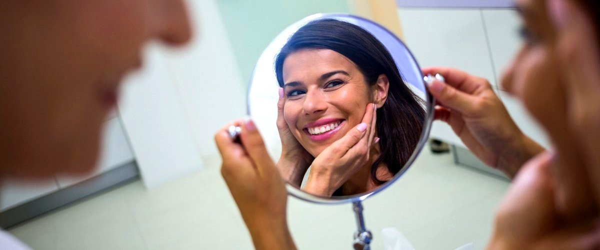 ¿En qué consiste una consulta de dermatología completa?