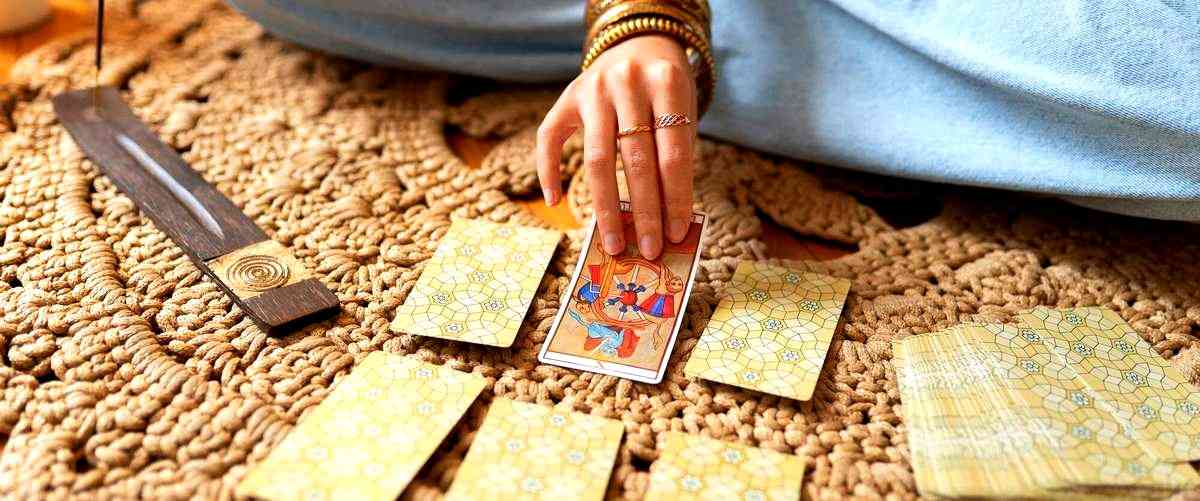 ¿Es necesario tener conocimientos previos sobre tarot para acudir a una sesión en Burgos?