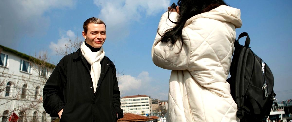 ¿Existe algún descuento para estudiantes en los cursos de fotografía en Barrio Cantabria?