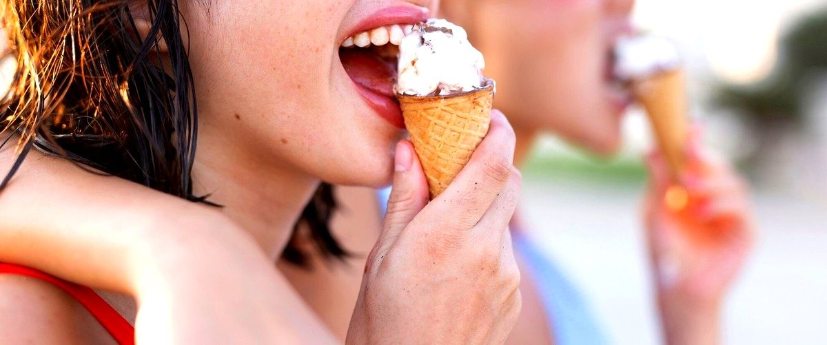 ¿Existen opciones de helado sin lactosa o sin azúcar en estas heladerías?