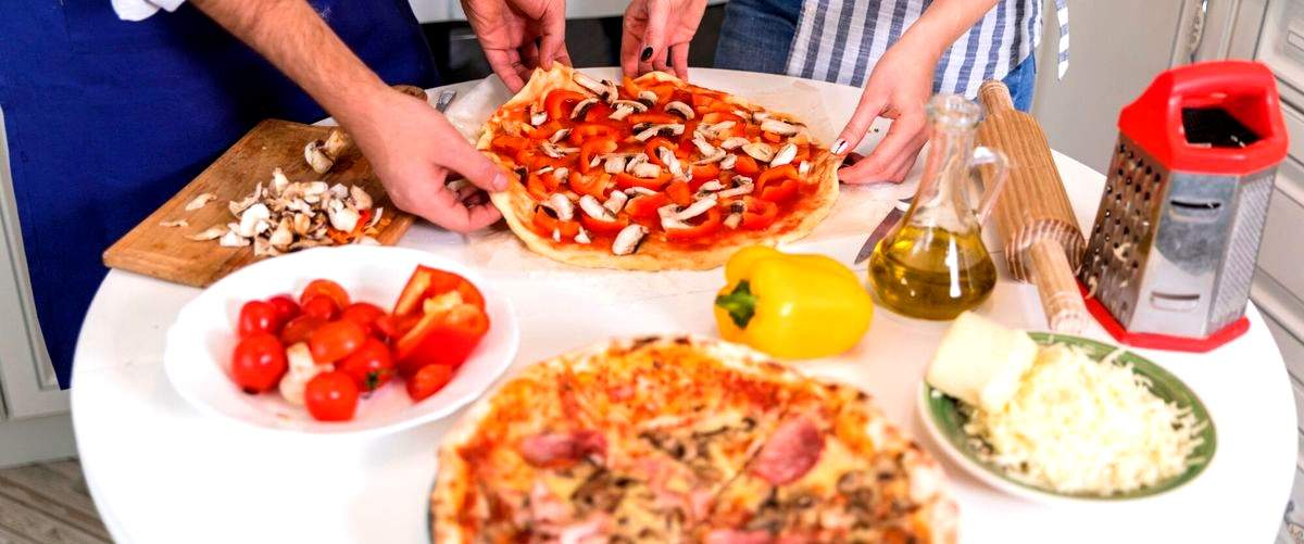 ¿Ofrecen opciones de pizza vegetariana o sin gluten?